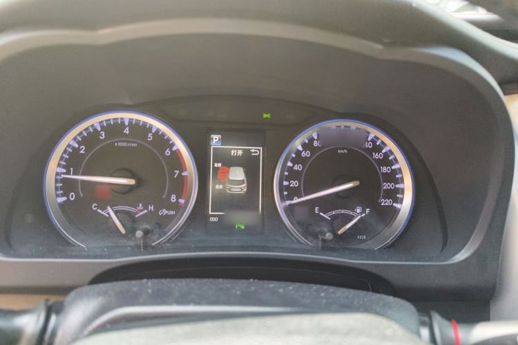 Used Toyota Highlander 2018 2.0T Four-Wheel Drive Prestige Version 7 Seats China V Emission Standard Instrument Cluster