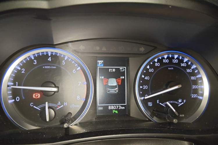 Used Toyota Highlander 2018 2.0T Four-Wheel Drive Luxury Edition 7 Seats China V Emission Standard Instrument Cluster