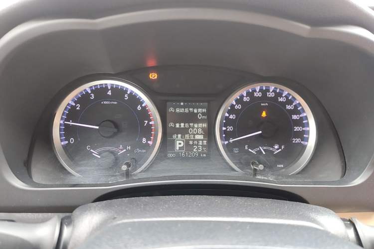 Used Toyota Highlander 2018 2.0T Four-Wheel Drive Elite Edition 7 Seats China VI Standard Instrument Cluster