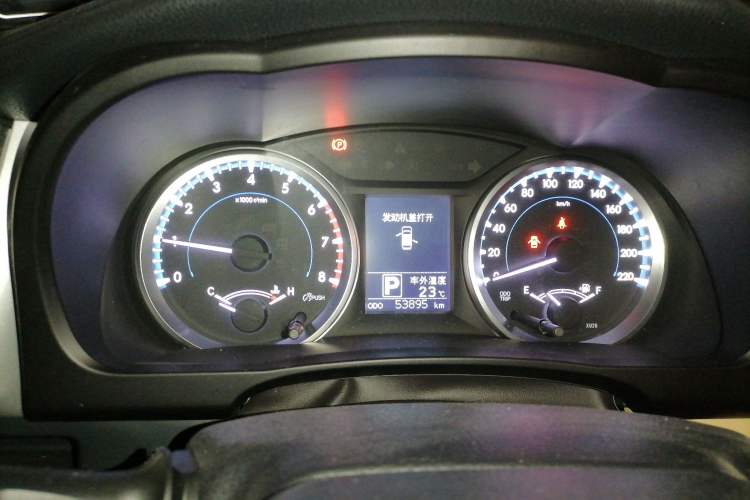 Used Toyota Highlander 2018 2.0T Two-Wheel Drive Elite Version 5 Seats China VI Standard Instrument Cluster