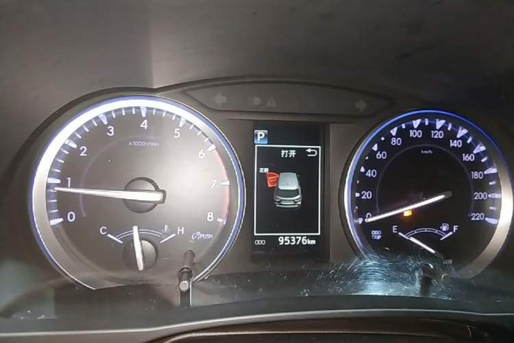 Used Toyota Highlander 2018 2.0T Four-Wheel Drive Prestige Version 7 Seats China VI Standard Instrument Cluster