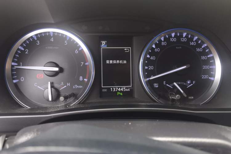 Used Toyota Highlander 2018 2.0T Four-Wheel Drive Luxury Version 7 Seats China VI Standard Instrument Cluster