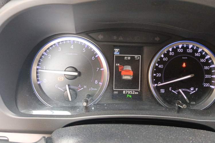 Used Toyota Highlander 2018 2.0T Four-Wheel Drive Luxury Version 7 Seats China VI Standard Instrument Cluster