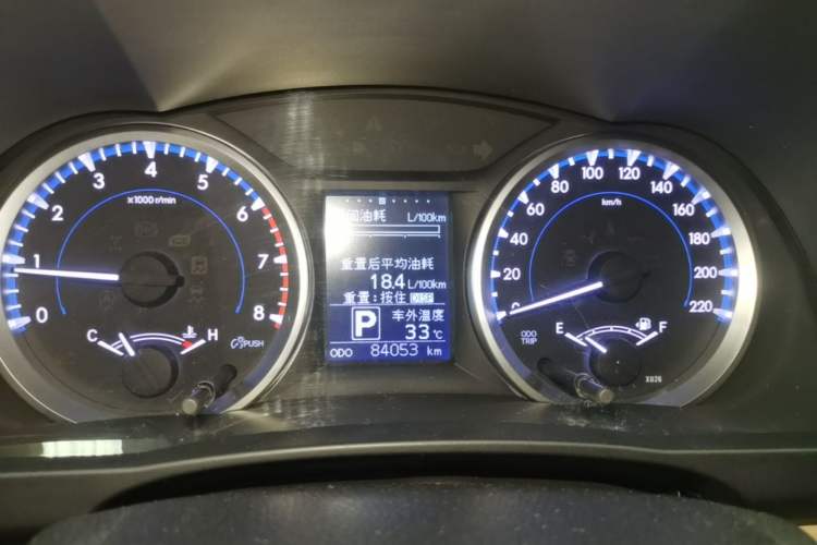 Used Toyota Highlander 2018 2.0T Four-Wheel Drive Elite Edition 7 Seats China V Standard Instrument Cluster