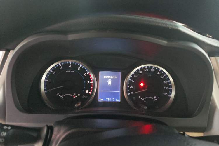 Used Toyota Highlander 2018 2.0T Four-Wheel Drive Elite Edition 7 Seats China VI Standard Instrument Cluster