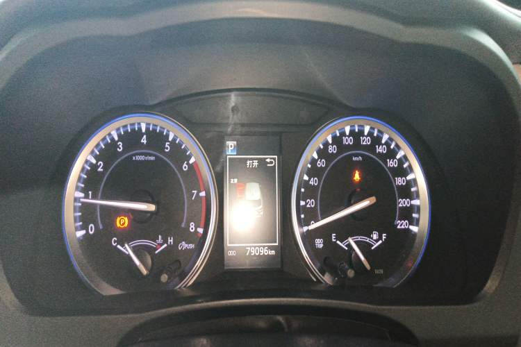 Used Toyota Highlander 2018 2.0T Four-Wheel Drive Prestige Version 7 Seats China VI Standard Instrument Cluster