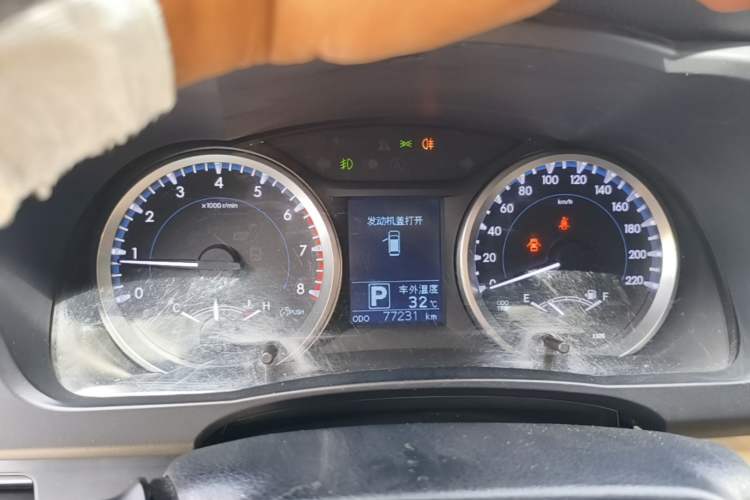 Used Toyota Highlander 2018 2.0T Two-Wheel Drive Elite Version 5 Seats China VI Standard Instrument Cluster