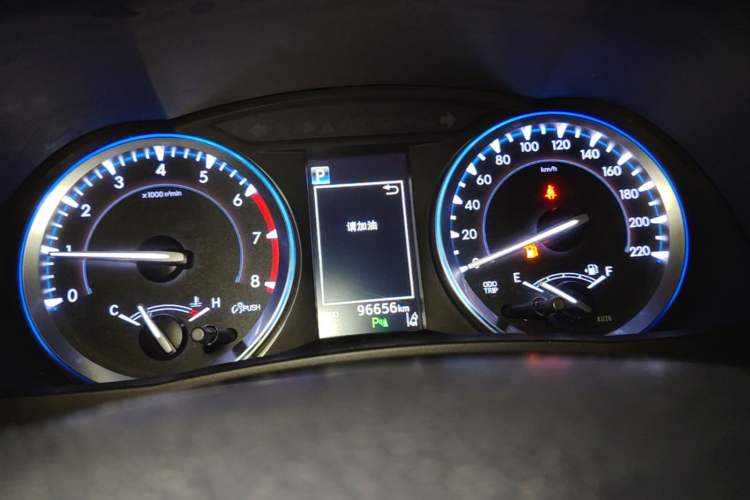 Used Toyota Highlander 2018 2.0T Four-Wheel Drive Prestige Version 7 Seats China VI Standard Instrument Cluster