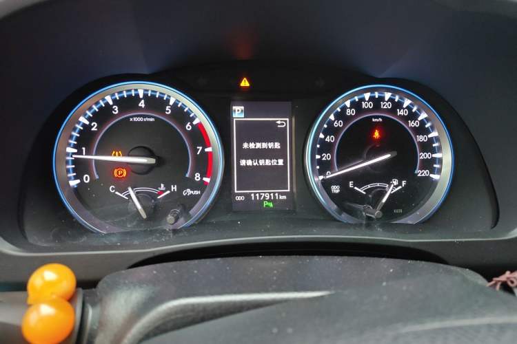 Used Toyota Highlander 2018 2.0T Four-Wheel Drive Prestige Version 7 Seats China V Emission Standard Instrument Cluster