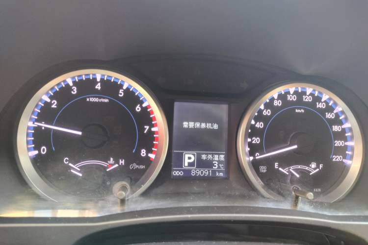Used Toyota Highlander 2018 2.0T Two-Wheel Drive Elite Version 5 Seats China VI Standard Instrument Cluster