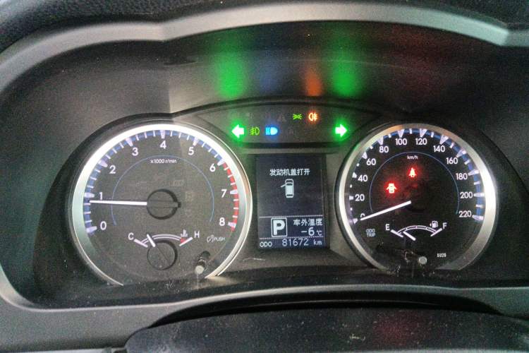Used Toyota Highlander 2018 2.0T Four-Wheel Drive Elite Edition 7 Seats China VI Standard Instrument Cluster