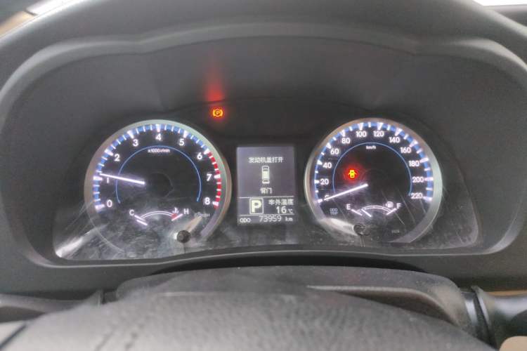 Used Toyota Highlander 2018 2.0T Four-Wheel Drive Elite Edition 7 Seats China V Standard Instrument Cluster