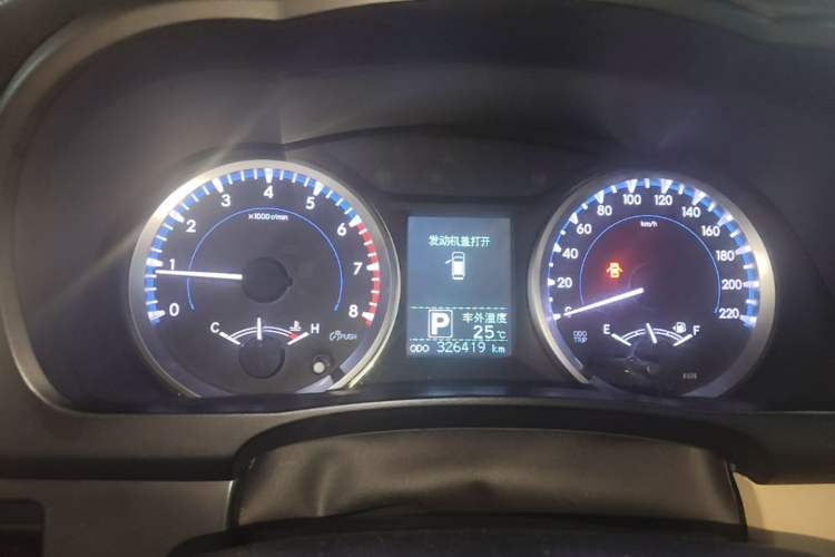 Used Toyota Highlander 2018 2.0T Two-Wheel Drive Elite Edition 5 Seats Emission Standard China V Instrument Cluster