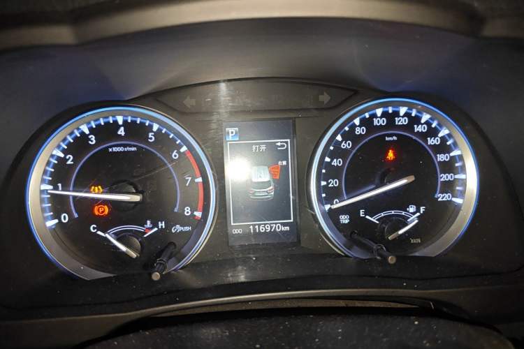 Used Toyota Highlander 2018 2.0T Four-Wheel Drive Luxury Version 7 Seats China VI Standard Instrument Cluster