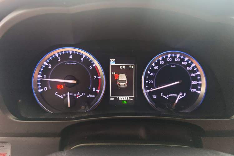Used Toyota Highlander 2018 2.0T Four-Wheel Drive Luxury Version 7 Seats China VI Standard Instrument Cluster