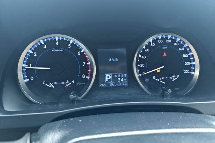 Used Toyota Highlander 2018 2.0T Two-Wheel Drive Elite Version 5 Seats China VI Standard Instrument Cluster