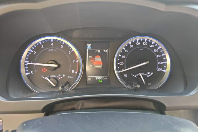 Used Toyota Highlander 2018 2.0T Four-Wheel Drive Luxury Version 7 Seats China VI Standard Instrument Cluster