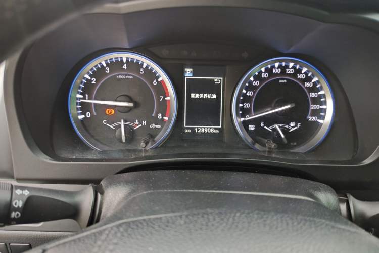 Used Toyota Highlander 2018 2.0T Four-Wheel Drive Luxury Edition 7 Seats China V Emission Standard Instrument Cluster