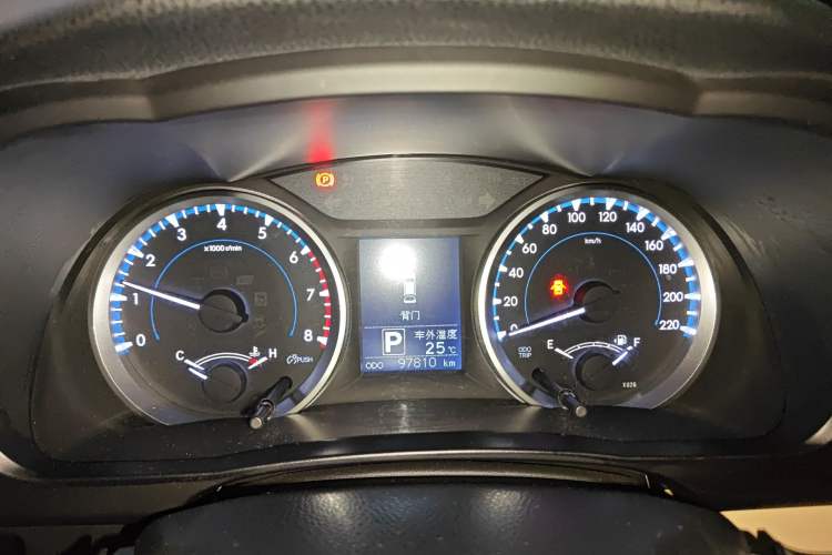 Used Toyota Highlander 2018 2.0T Four-Wheel Drive Elite Edition 7 Seats China V Standard Instrument Cluster