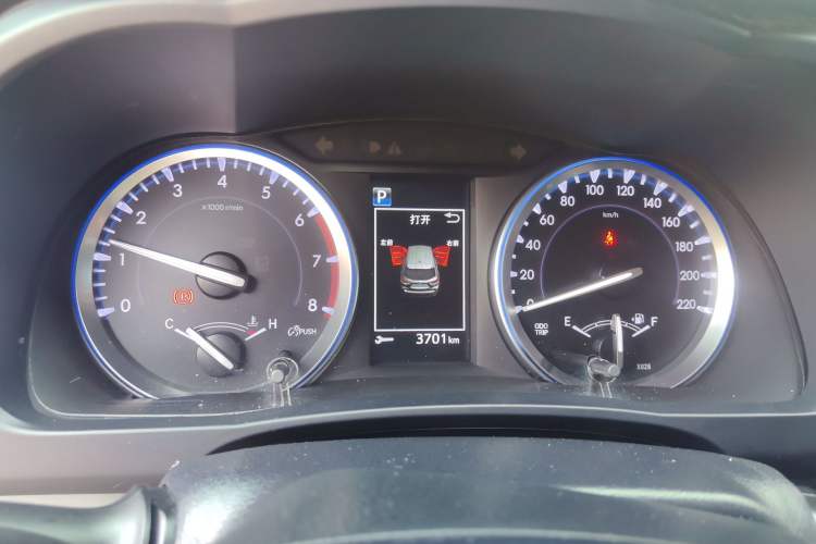 Used Toyota Highlander 2018 2.0T Four-Wheel Drive Prestige Version 7 Seats China VI Standard Instrument Cluster