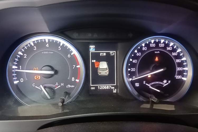 Used Toyota Highlander 2018 2.0T Four-Wheel Drive Prestige Version 7 Seats China V Emission Standard Instrument Cluster