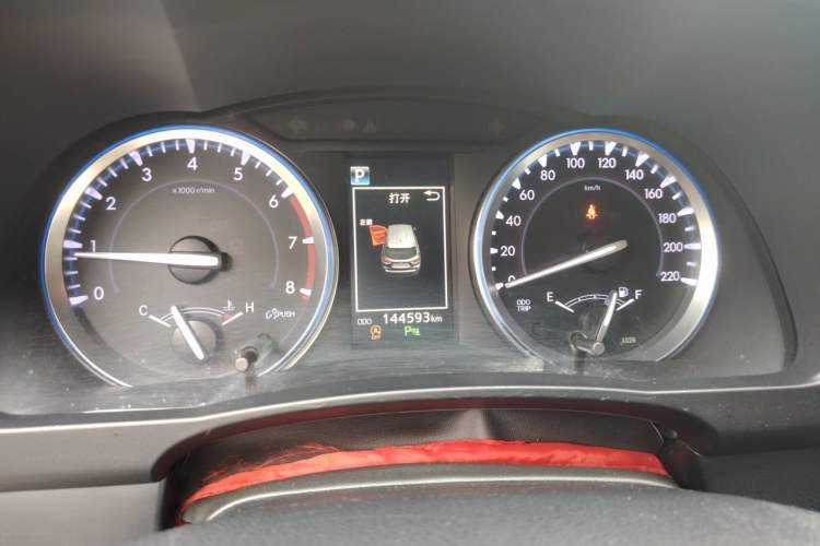 Used Toyota Highlander 2018 2.0T Four-Wheel Drive Prestige Version 7 Seats China VI Standard Instrument Cluster