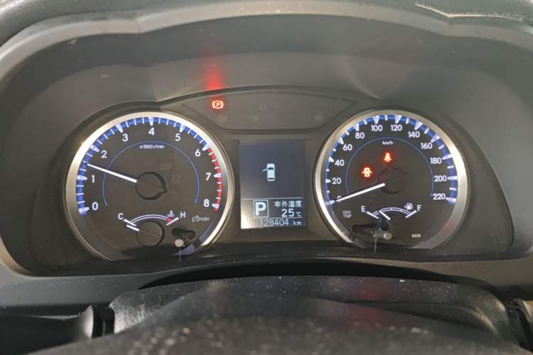 Used Toyota Highlander 2018 2.0T Two-Wheel Drive Elite Version 5 Seats China VI Standard Instrument Cluster
