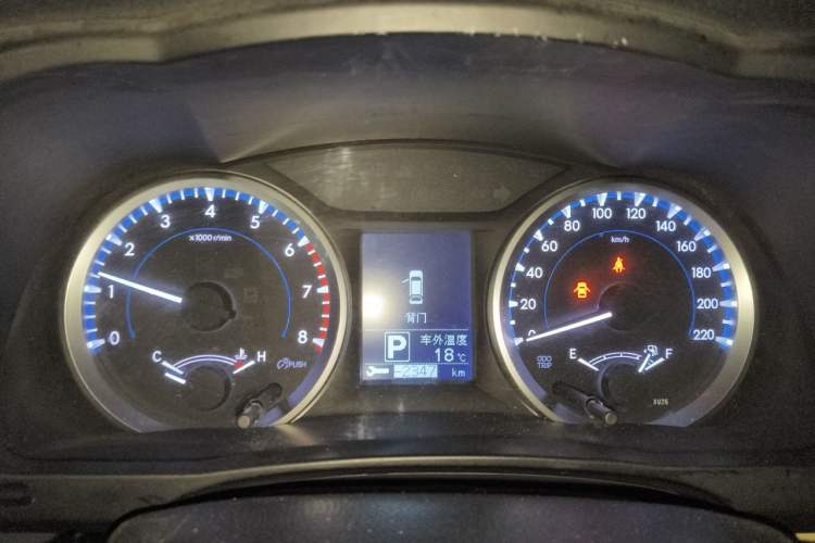 Used Toyota Highlander 2018 2.0T Four-Wheel Drive Elite Edition 7 Seats China V Standard Instrument Cluster