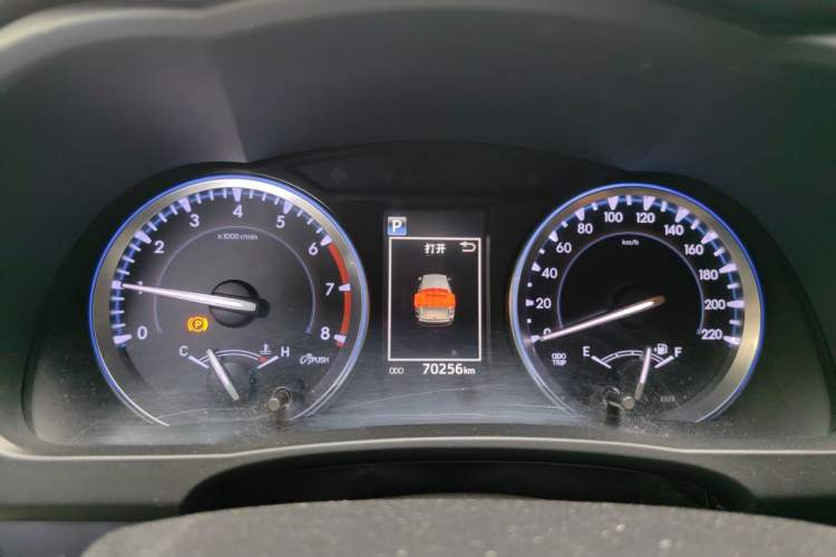 Used Toyota Highlander 2018 2.0T Four-Wheel Drive Luxury Version 7 Seats China VI Standard Instrument Cluster