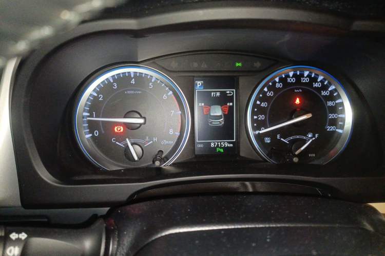 Used Toyota Highlander 2018 2.0T Four-Wheel Drive Luxury Version 7 Seats China VI Standard Instrument Cluster