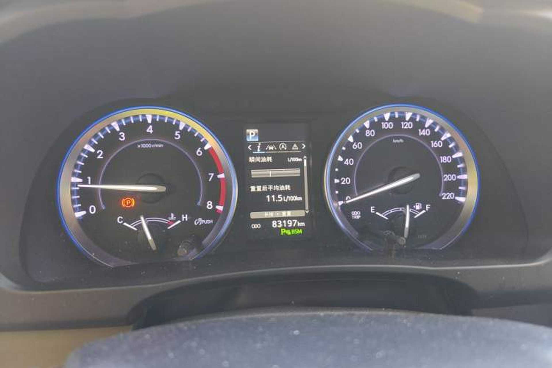 Used Toyota Highlander 2018 2.0T Four-Wheel Drive Ultimate Edition 7-Seater Emission Standard China V Instrument Cluster