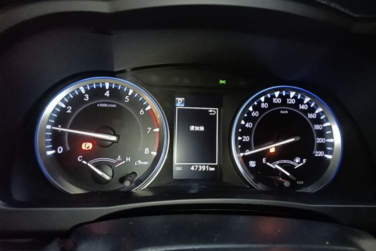 Used Toyota Highlander 2018 2.0T Four-Wheel Drive Luxury Version 7 Seats China VI Standard Instrument Cluster