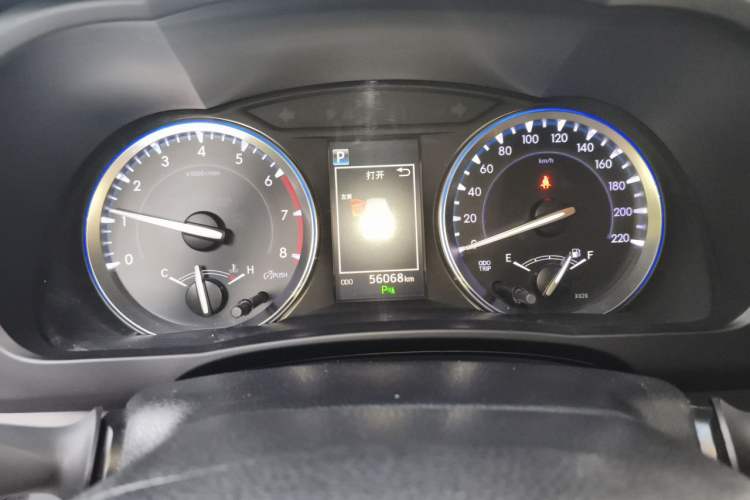 Used Toyota Highlander 2018 2.0T Four-Wheel Drive Prestige Version 7 Seats China VI Standard Instrument Cluster
