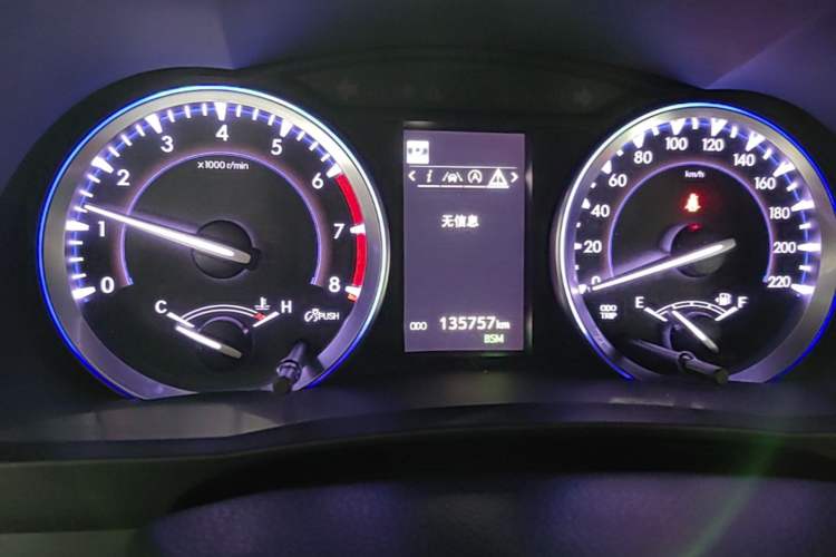 Used Toyota Highlander 2018 2.0T Four-Wheel Drive Ultimate Edition 7-Seater Emission Standard China V Instrument Cluster