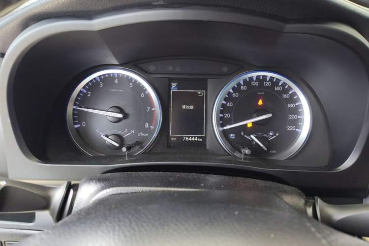 Used Toyota Highlander 2018 2.0T Four-Wheel Drive Luxury Version 7 Seats China VI Standard Instrument Cluster