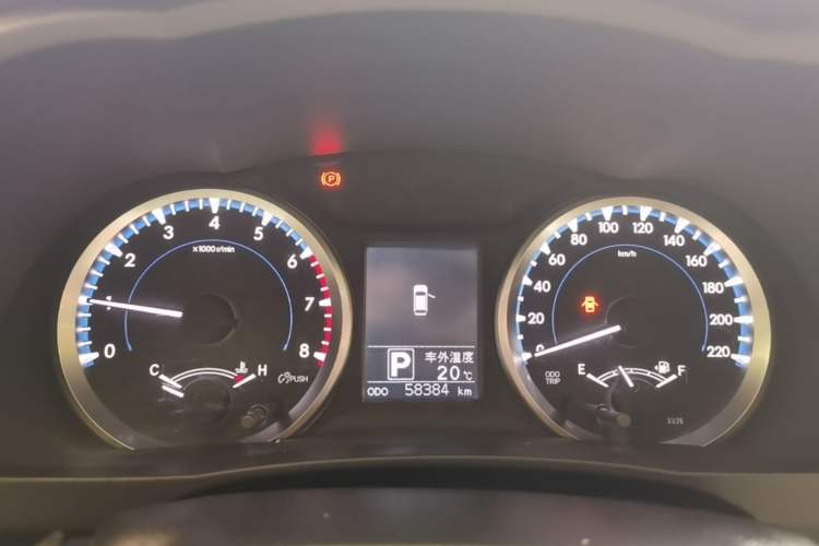 Used Toyota Highlander 2018 2.0T Two-Wheel Drive Elite Version 5 Seats China VI Standard Instrument Cluster