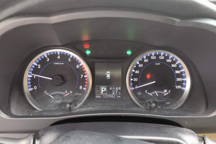Used Toyota Highlander 2018 2.0T Four-Wheel Drive Elite Edition 7 Seats China VI Standard Instrument Cluster