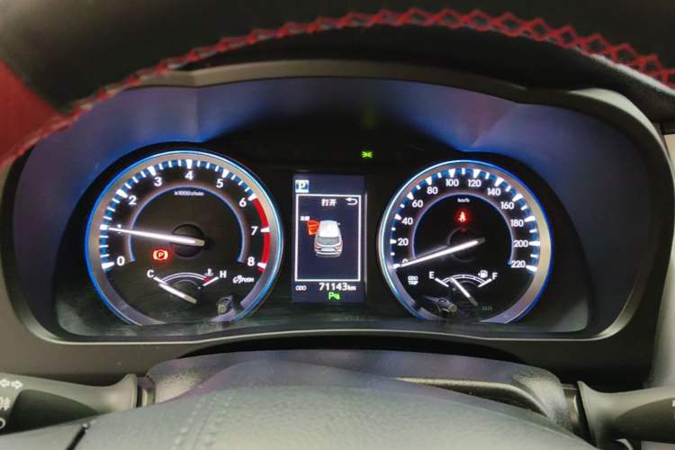 Used Toyota Highlander 2018 2.0T Four-Wheel Drive Luxury Version 7 Seats China VI Standard Instrument Cluster