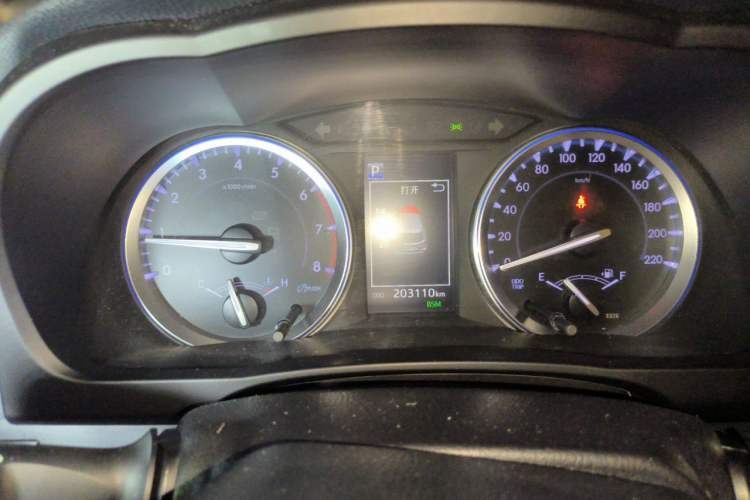 Used Toyota Highlander 2018 2.0T Four-Wheel Drive Supreme Edition 7-Seater China VI Instrument Cluster