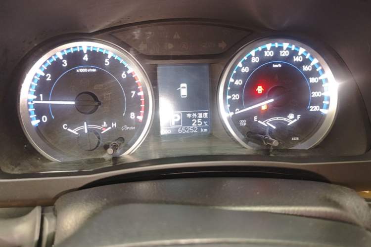 Used Toyota Highlander 2018 2.0T Four-Wheel Drive Elite Edition 7 Seats China VI Standard Instrument Cluster