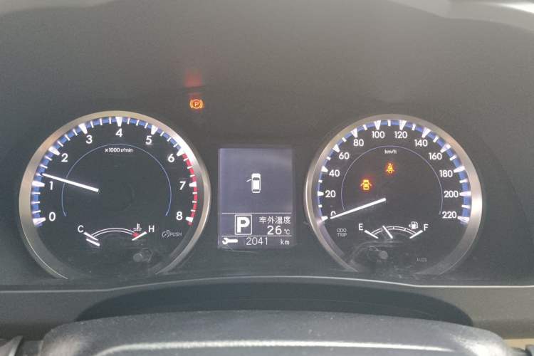 Used Toyota Highlander 2018 2.0T Four-Wheel Drive Elite Edition 7 Seats China VI Standard Instrument Cluster