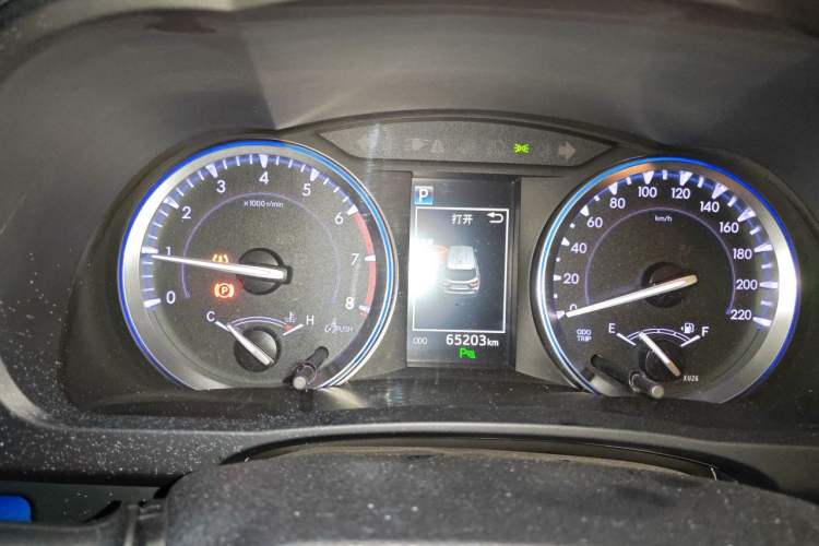 Used Toyota Highlander 2018 2.0T Four-Wheel Drive Prestige Version 7 Seats China V Emission Standard Instrument Cluster