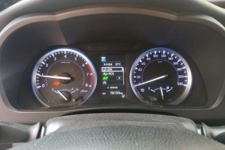 Used Toyota Highlander 2018 2.0T Four-Wheel Drive Luxury Edition 7 Seats China V Emission Standard Instrument Cluster