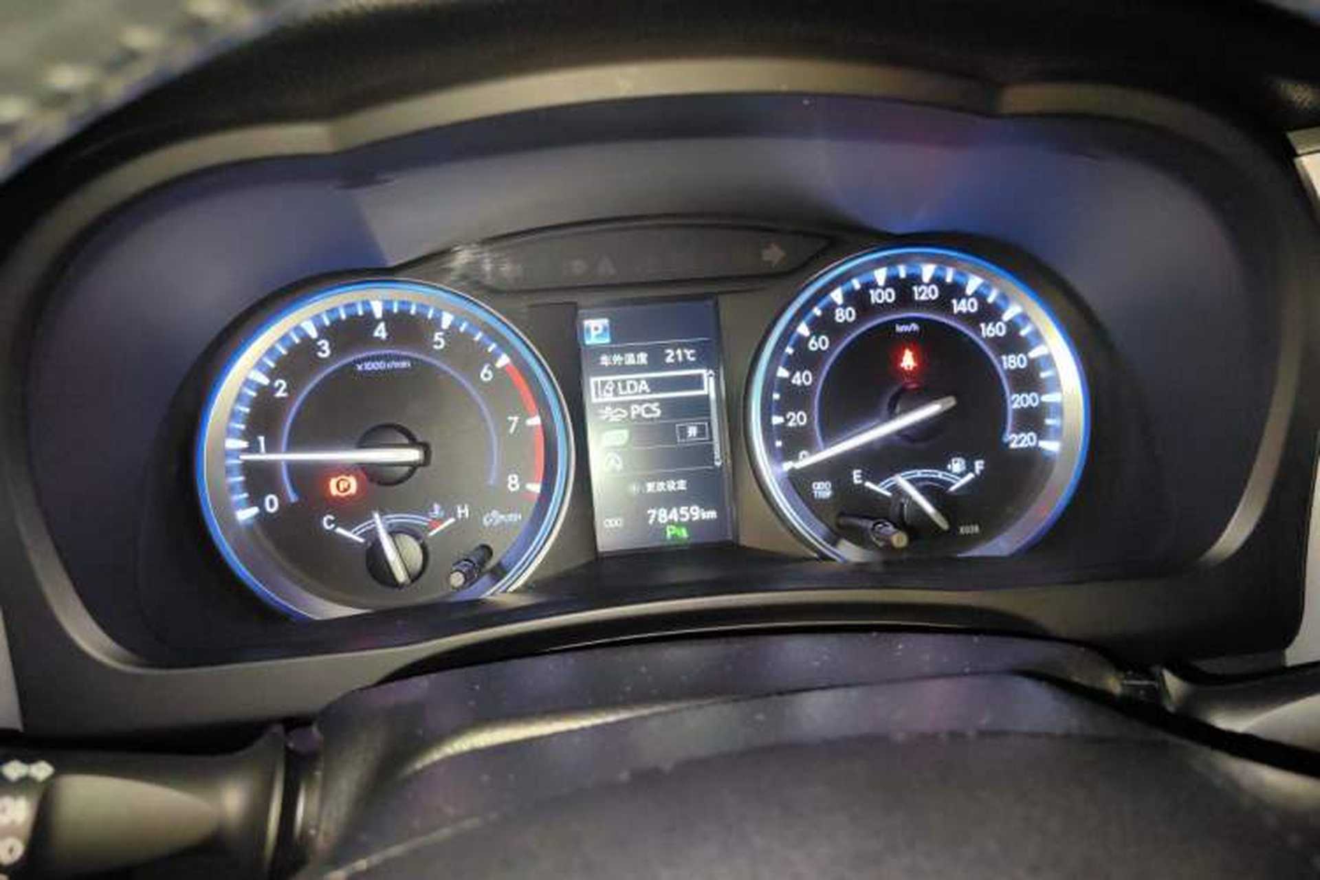Used Toyota Highlander 2018 2.0T Four-Wheel Drive Knight Edition 7 Seats China VI Standard Instrument Cluster