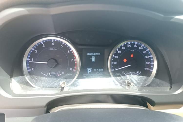 Used Toyota Highlander 2018 2.0T Two-Wheel Drive Elite Version 5 Seats China VI Standard Instrument Cluster