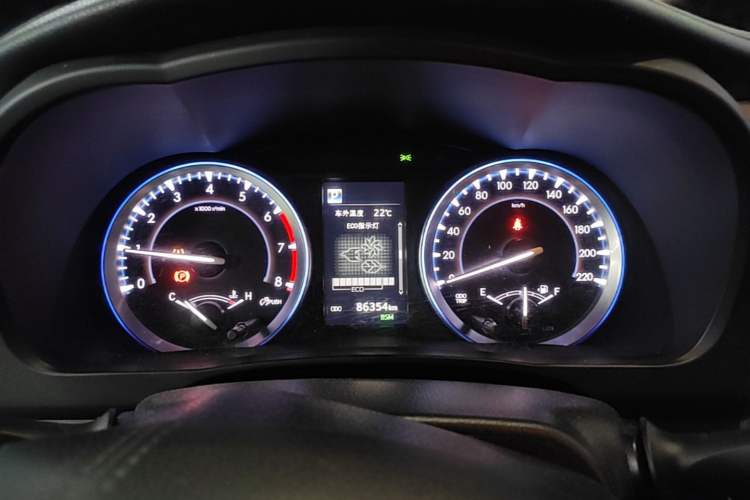 Used Toyota Highlander 2018 2.0T Four-Wheel Drive Supreme Edition 7-Seater China VI Instrument Cluster