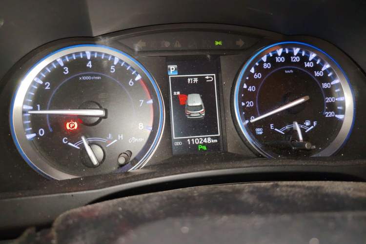 Used Toyota Highlander 2018 2.0T Four-Wheel Drive Knight Edition 7 Seats China VI Standard Instrument Cluster