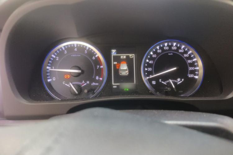 Used Toyota Highlander 2018 2.0T Four-Wheel Drive Knight Edition 7 Seats China VI Standard Instrument Cluster