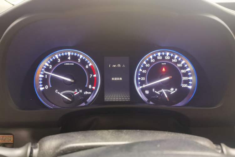 Used Toyota Highlander 2018 2.0T Four-Wheel Drive Knight Edition 7 Seats China VI Standard Instrument Cluster