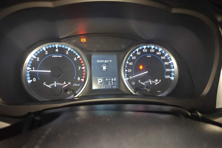 Used Toyota Highlander 2018 2.0T Two-Wheel Drive Elite Version 5 Seats China VI Standard Instrument Cluster